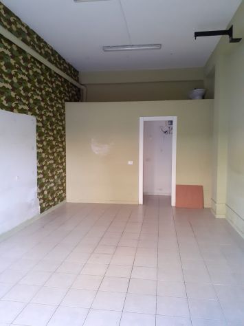 Negozio C1 Via Bernardo Minozzi uso investimento - Foto 3