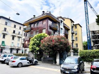 Stanza in appartamento in affitto a Milano