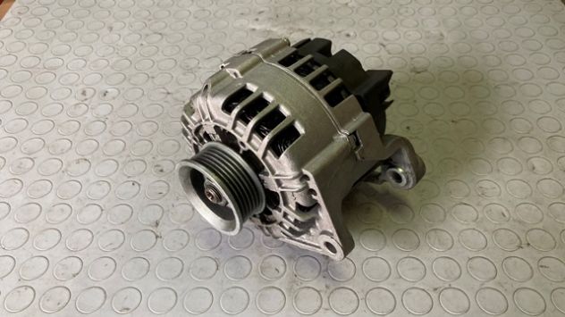 Alternatore Audi A6 C5 2.5TDI del 2003
