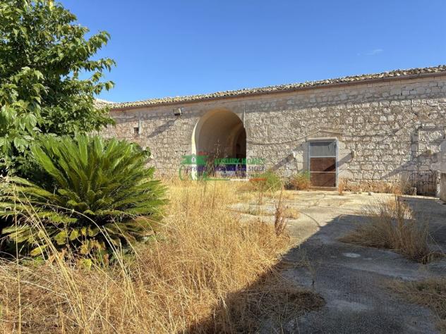 Rif.2671 - Casale in pietra con Baglio e Terreno a Modica - Foto 11