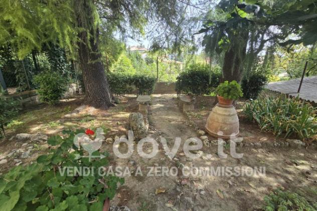 Casa indipendente di 315 m² con più di 5 locali e box auto in vendita a Cetona - Foto 18