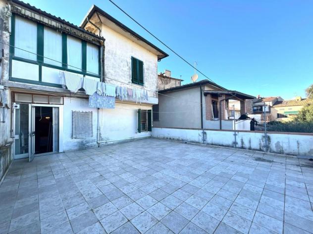 Appartamento in vendita a Ponsacco 204 mq Rif: 1396375