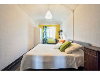 APARTMENT 64 - ROOM A