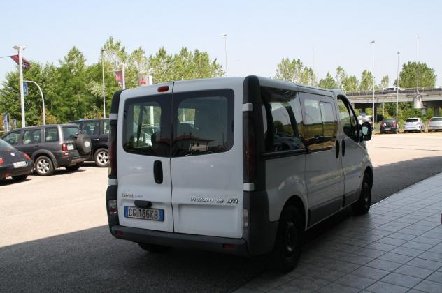 Opel Vivaro Vivaro 1.9 DTI PC-TN 9 posti - Foto 4