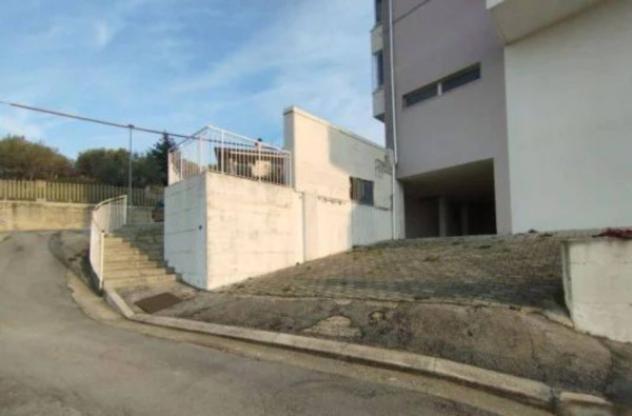 Immobile in asta di 674 m² in vendita a Spoltore - Foto 2