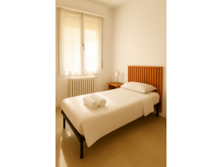 Stanza in appartamento in affitto a Carpi