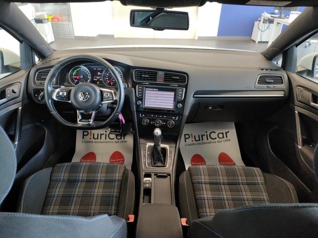 Volkswagen Golf GTE 1.4 TSI DSG PHEV Adap.Cruise Navi Fari LED - Foto 3