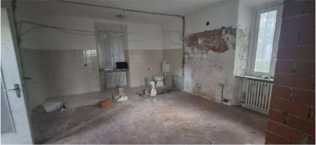 326/2025 U VA - Casa indipendente al rustico in asta a Sesto Calende - Foto 8