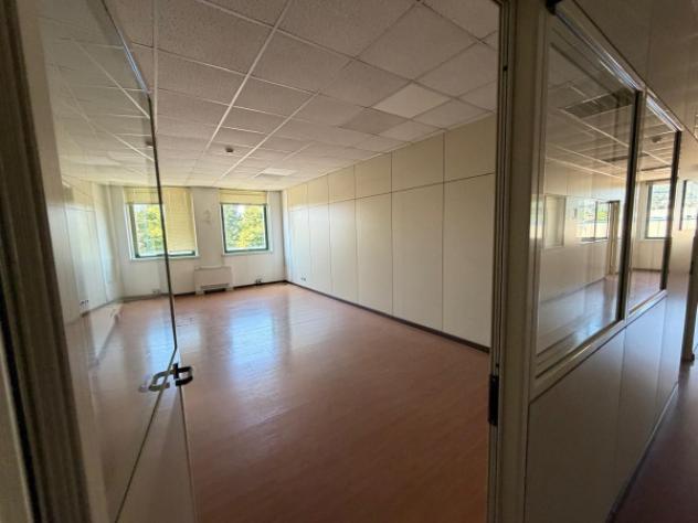 Immobile di 1500 m² con più di 5 locali in affitto a Brescia - Foto 8