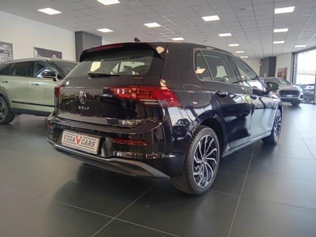 VOLKSWAGEN Golf 1.0 eTSI EVO DSG Life rif. 23815666 - Foto 8