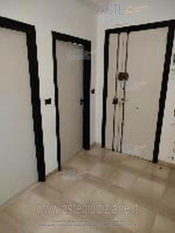 IMMOBILI-IMMOBILE RESIDENZIALE-Via Ancona, 6, 74121 Taranto TA, Italia - Foto 2