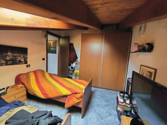 Immobile in asta di 87 m², box auto in vendita a Varallo Pombia - Foto 2
