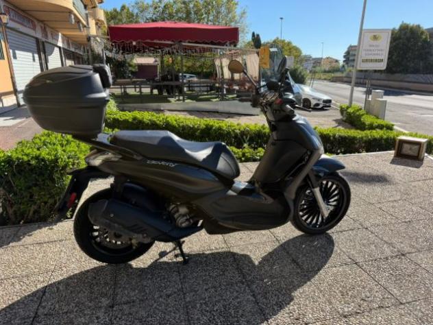 PIAGGIO Beverly 300 i.e. TUTTO INCLUSO ANCHE PASSAGGIO! MINI RATE rif. 24198929