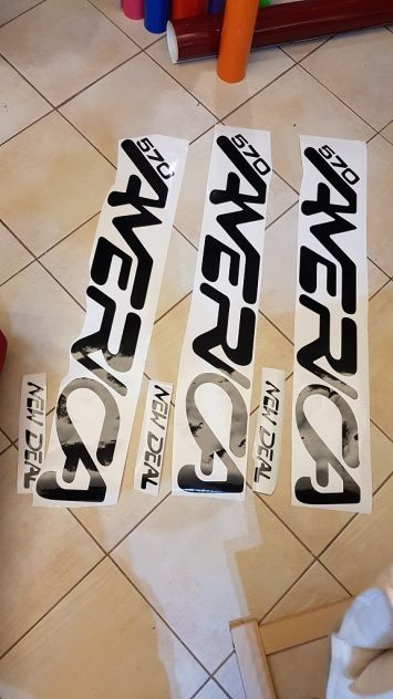 adesivi per camper arca new deal 570 5 elementi come foto