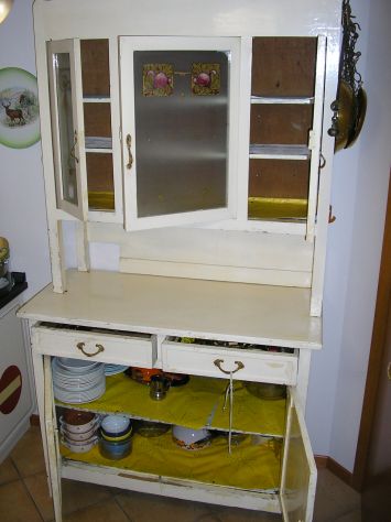 Vendo Vetrinetta e Credenza antica - Foto 3