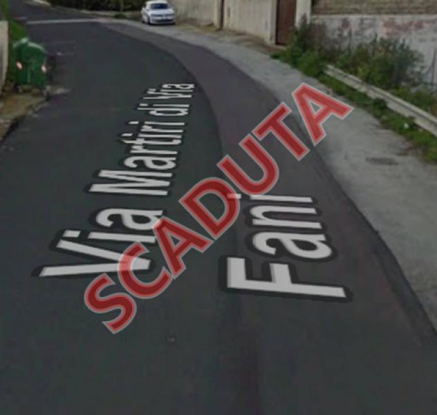 Immobile in asta di 110 m², box auto in vendita a Palazzolo Acreide