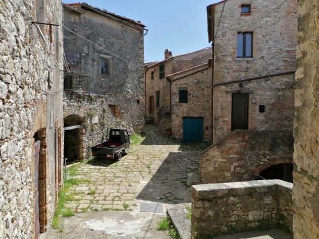 APPARTAMENTO di 3 vani e di 103 mq (SEMPRONIANO) rif. SEMPRCENTRO - Foto 3