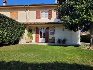 Casa semindipendente in affitto a Cinquale - Montignoso 130 mq  Rif: 1038133
