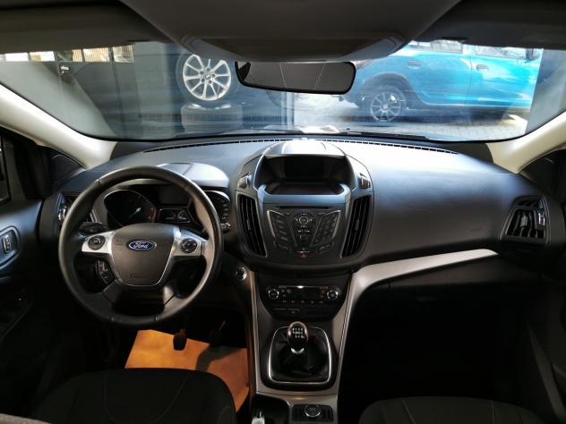 Ford Kuga 2.0 TDCI 140 CV 4WD Titanium LUX GARANZIA 12 MESI - Foto 3