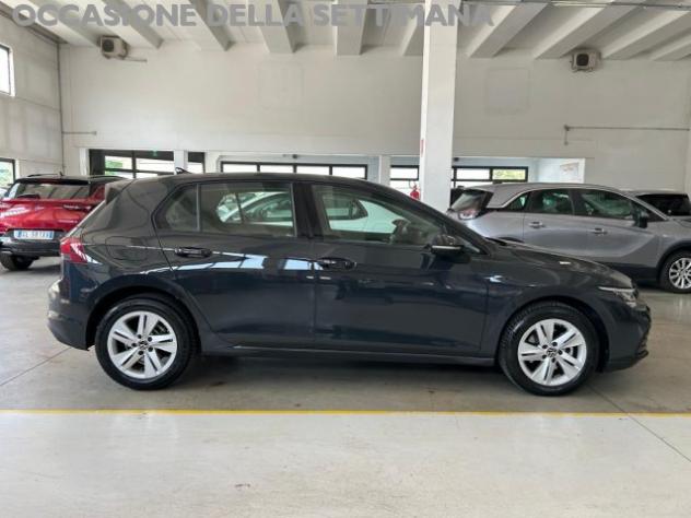 VOLKSWAGEN Golf 1.0 eTSI EVO DSG Life rif. 23820929 - Foto 3
