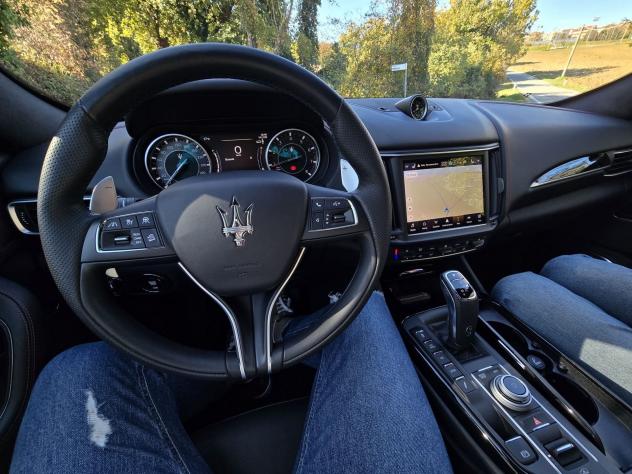 Maserati Levante 2.0 330cv 48v MHEV GT Ultima Q4 auto FULL OPTIONAL - Foto 6