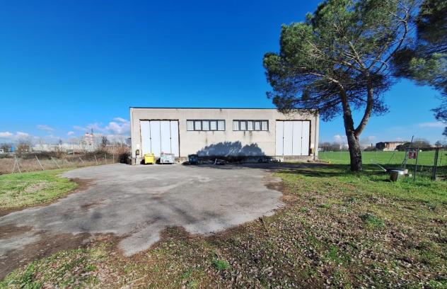Capannone artigianale in vendita a Porcari 2700 mq Rif: 1246107