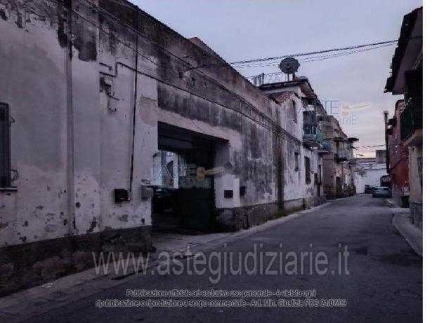 IMMOBILI-IMMOBILE RESIDENZIALE-Vicolo Simeone n.16