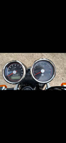 ROYAL ENFIELD INTERCEPTOR 650 del 2023 - Foto 3