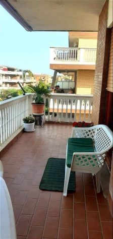 ARDEA TRILOCALE ARREDATO CON TERRAZZO PRIVATO - Foto 5