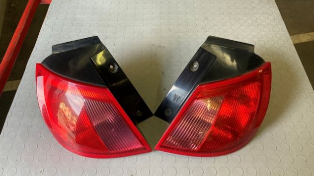 Fanali posteriori Mitsubishi Colt del 2007 3 porte