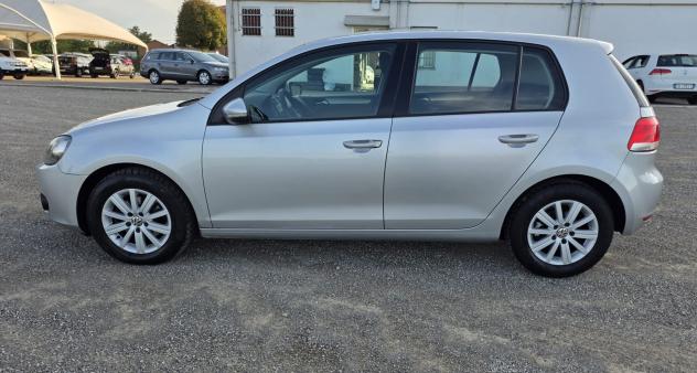 Volkswagen Golf 1.6 TDI DPF 5p. Highline - Foto 7