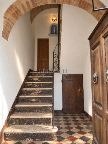 Appartamento nel centro storico con garage e cantina - Foto 12