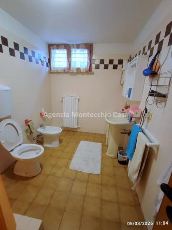 Casa singola con due appartamenti, mansarda taverna garage e giardino. - Foto 18