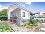 Appartamento di 205 m² con 4 locali e box auto doppio in vendita a Seregno