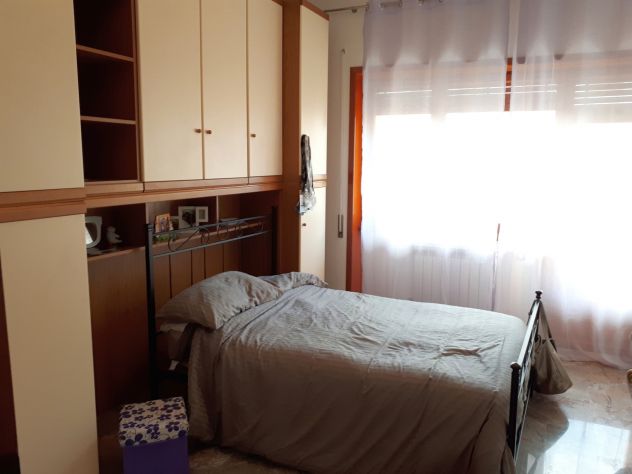 Comodissima stanza uso singola, 16 mq, molto luminosa, con grande balcone - Foto 2