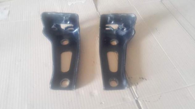 Staffe Supporto Fissaggio Paraurti Anteriore Nissan Patrol Y61