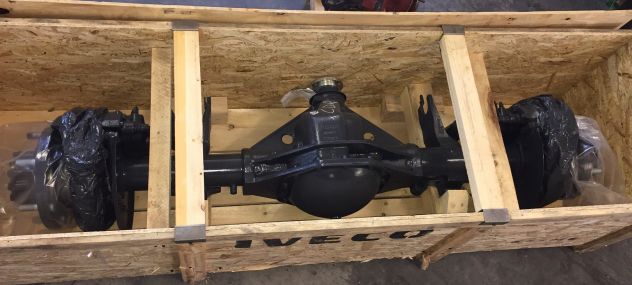 Ponte NUOVO COMPLETO IVECO 7189391 100E18-100E22 SENZA BLOCCAGGIO SOSP. PNEUMATI