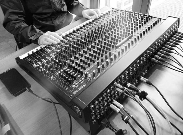 MIXER 24 CANALI MACKIE 2404 - VLZ4. - Foto 2