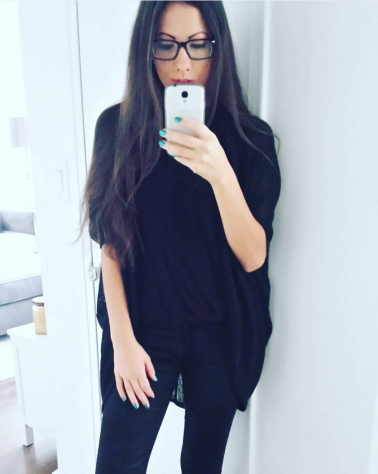 illuminata: alta 174cm, 61kg, cerco uomo vicino Tel: