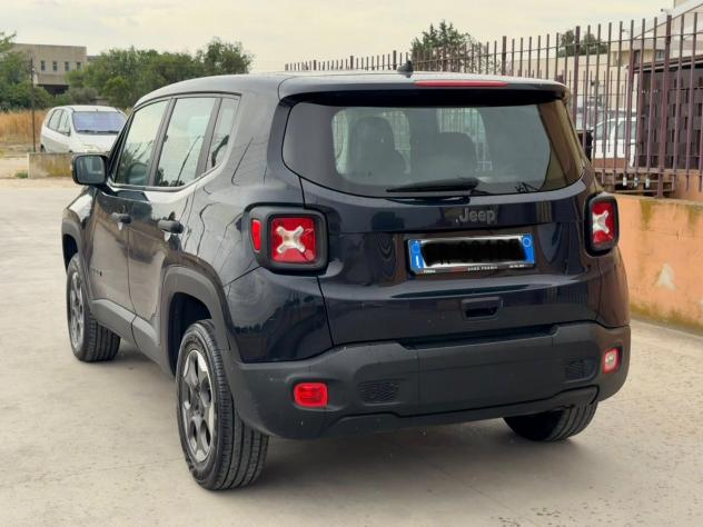 Jeep Renegade 2.0 Mjt 140CV 4WD Active Drive Limited - Foto 6