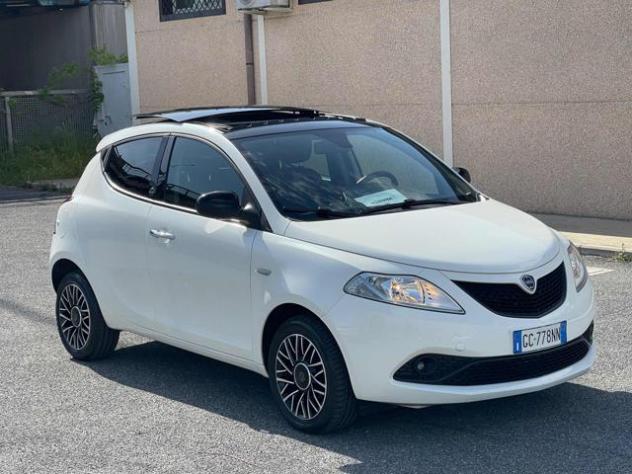 LANCIA Ypsilon 1.0 HYBRID 5P Gold TETTO APRIBILE BIANCO PERLA rif. 23536342 - Foto 6