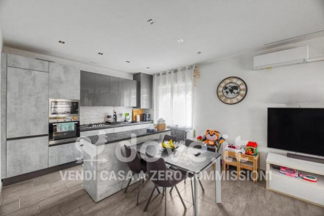 Appartamento di 85 m² con 3 locali e box auto in vendita a Luino - Foto 6