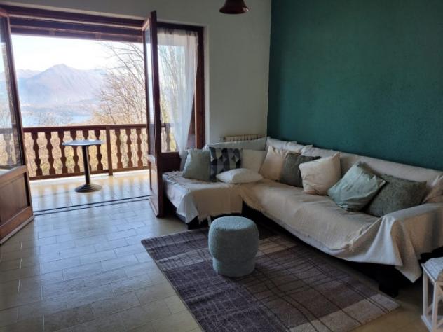 Stresa - ZONA MAGOGNINO VENDESI VILLA CON GIARDINO PRIVATO - Foto 6
