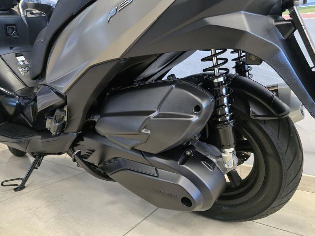 Kawasaki J300 06/2017 - Km 10800 - Foto 5