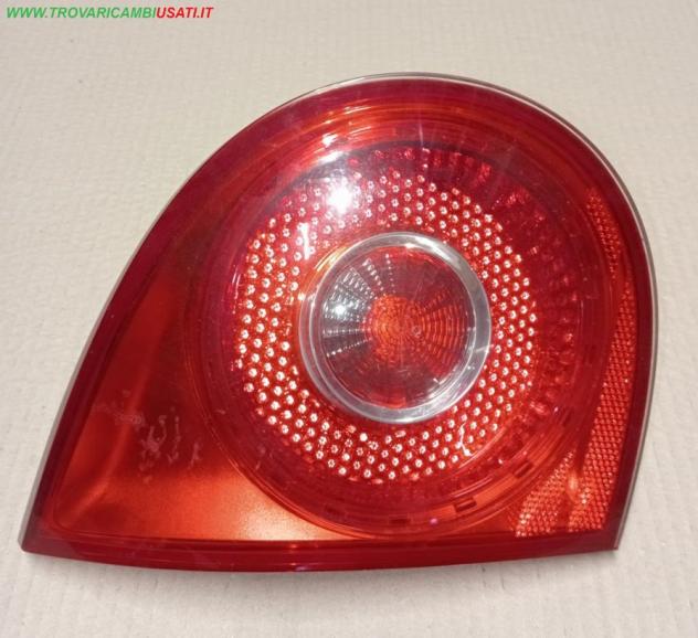 FANALE POST.S.(parte int.) VOLKSWAGEN GOLF (1K) 3 porte / 5 porte  Parti elettriche  Fanaleria  Fanali  Fanale int. post. s VOLKSWAGEN - GOLF 5 - 01-1