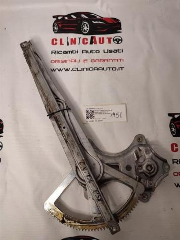 MECCANISMO ALZAVETRO POST. SX TOYOTA Corolla Verso 2° Serie 698400F010 (0409)