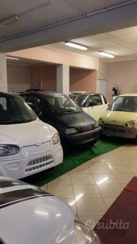Vari furgoncini microcar guida 14 anni - Foto 9