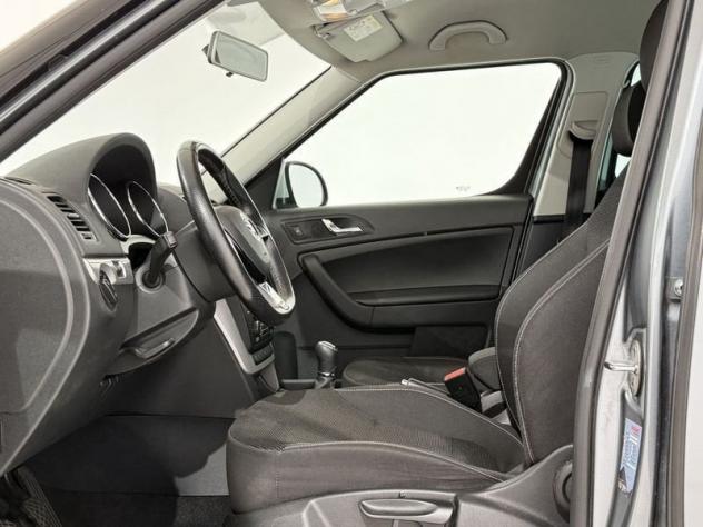 Škoda Yeti Outdoor 2.0 TDI SCR 4x4 Design Edition - Foto 6