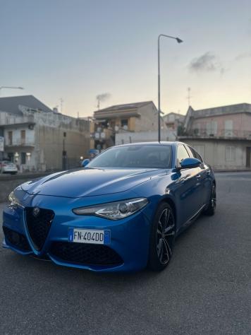 Alfa Romeo Giulia 2.2 Turbodiesel 210 CV AT8 AWD Q4 Veloce - Foto 2