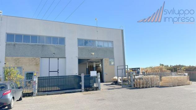 CAPANNONE CON UFFICI IN VENDITA AD AGRATE BRIANZA - Foto 5